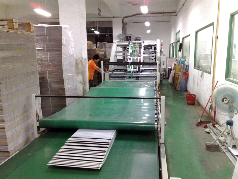 Corrugated Board Gluer for sturdy structural lamination